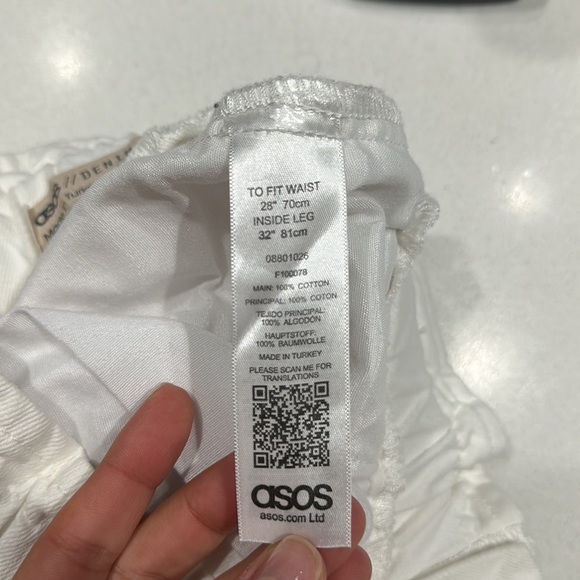 ASOS Paperbag Jeans - Picture 3 of 5